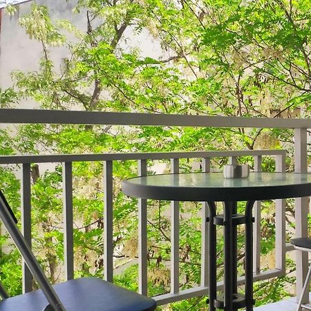 Comfort Apartment By Prima Lodging Thessaloniki Exterior photo