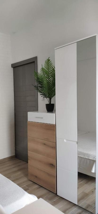 Comfort Apartment By Prima Lodging Thessaloniki Exterior photo